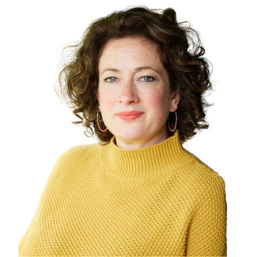 Claire-Wyatt-English-Female-professional-voiceover-artist-headshot